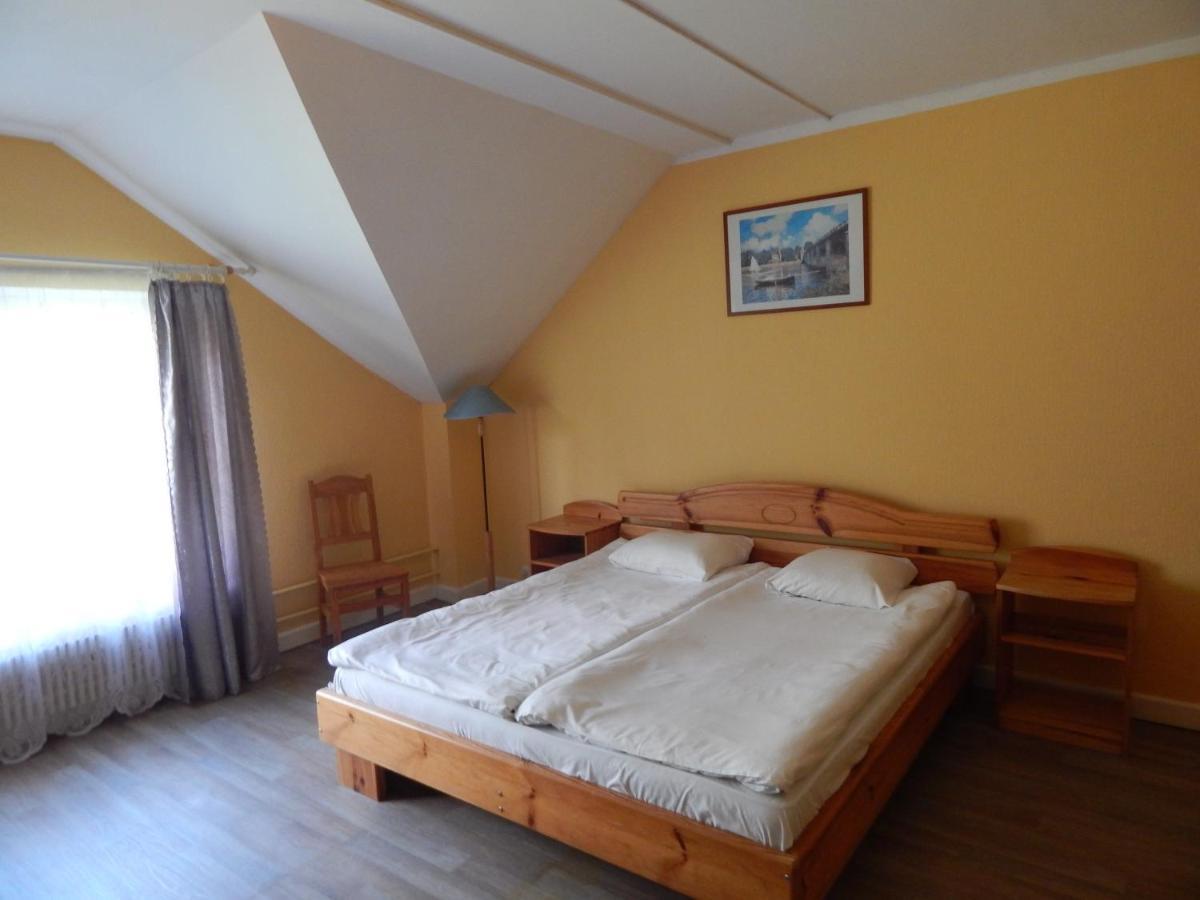 Motel Brencis Iecava Exterior photo